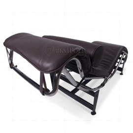 Le Corbusier Style LC4 Chaise Longue – Brown Leather